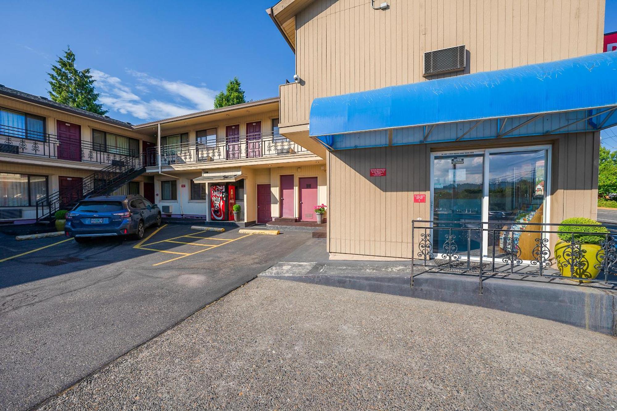 Broadway Inn Portland Downtown ภายนอก รูปภาพ